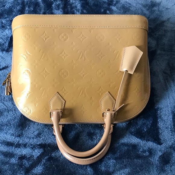 Louis Vuitton VERNIS Alma PM Rose Florentin Bag - Picture 2 of 16